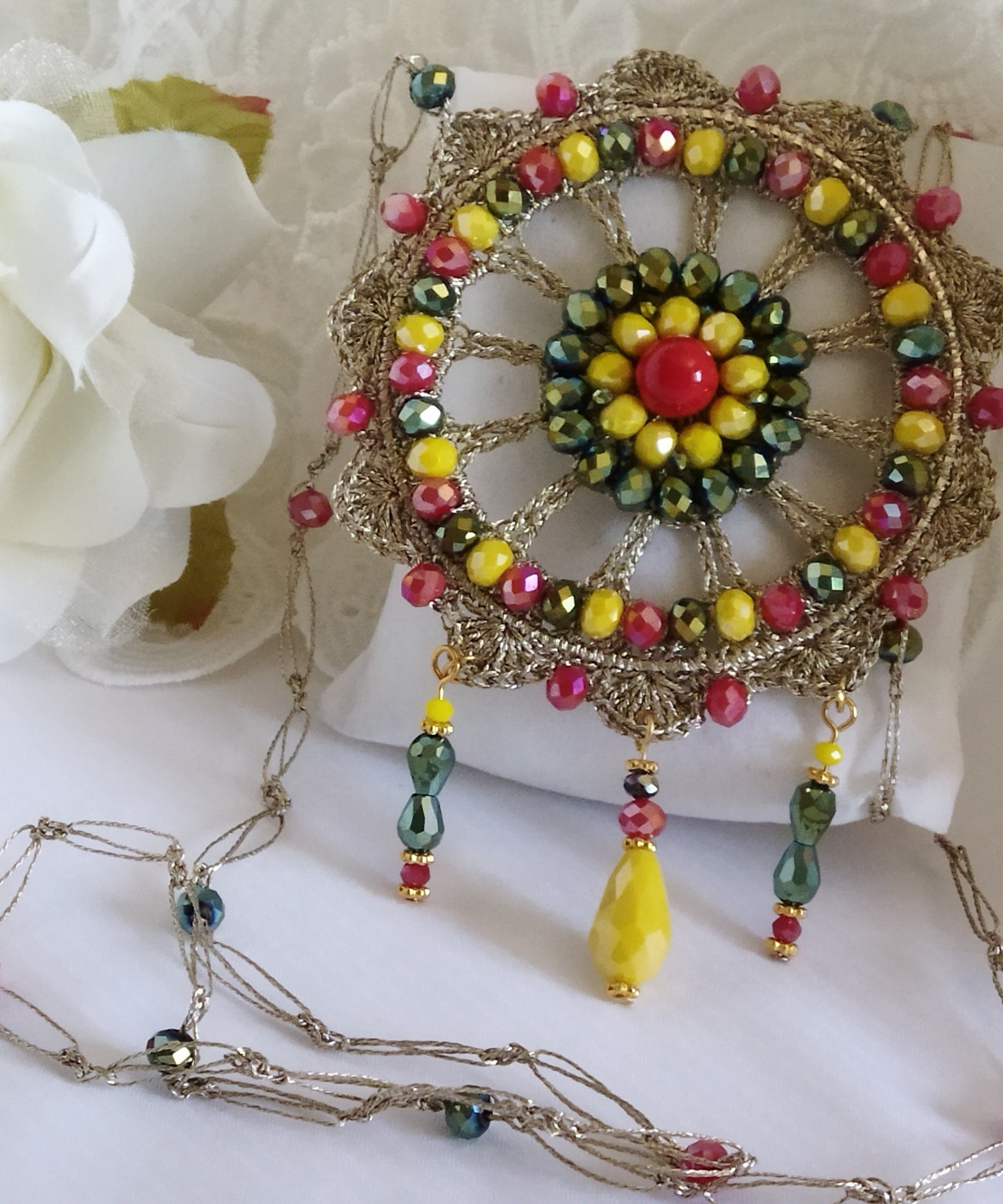 Collana Artigianale con Ciondolo "Raggio d’Arte"